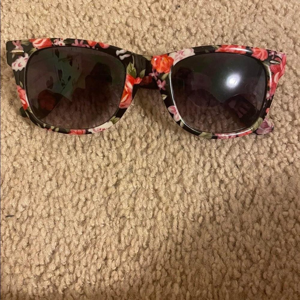sunglasses